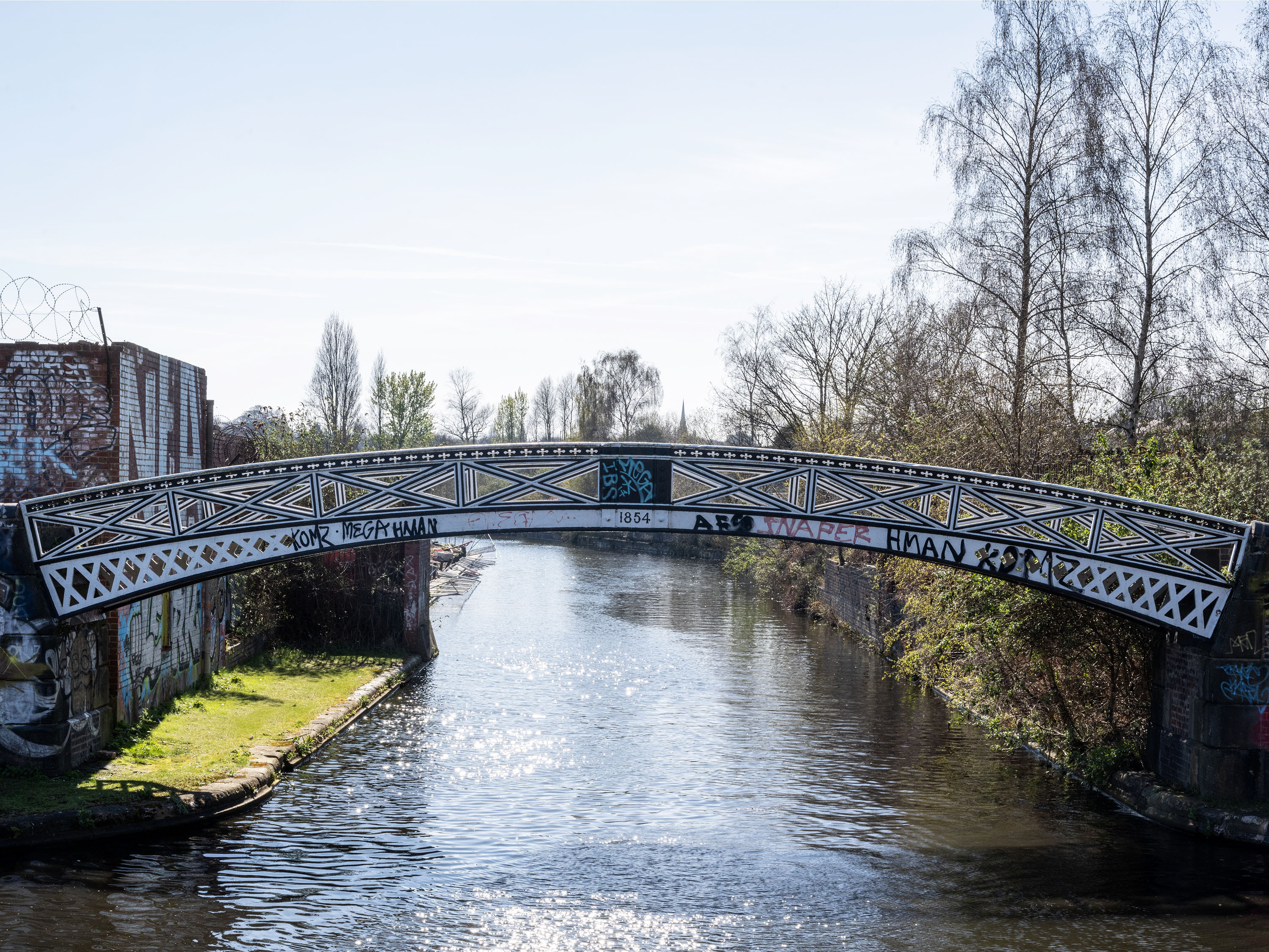 Historic canalside context