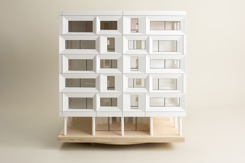 Corner House 1:100 model