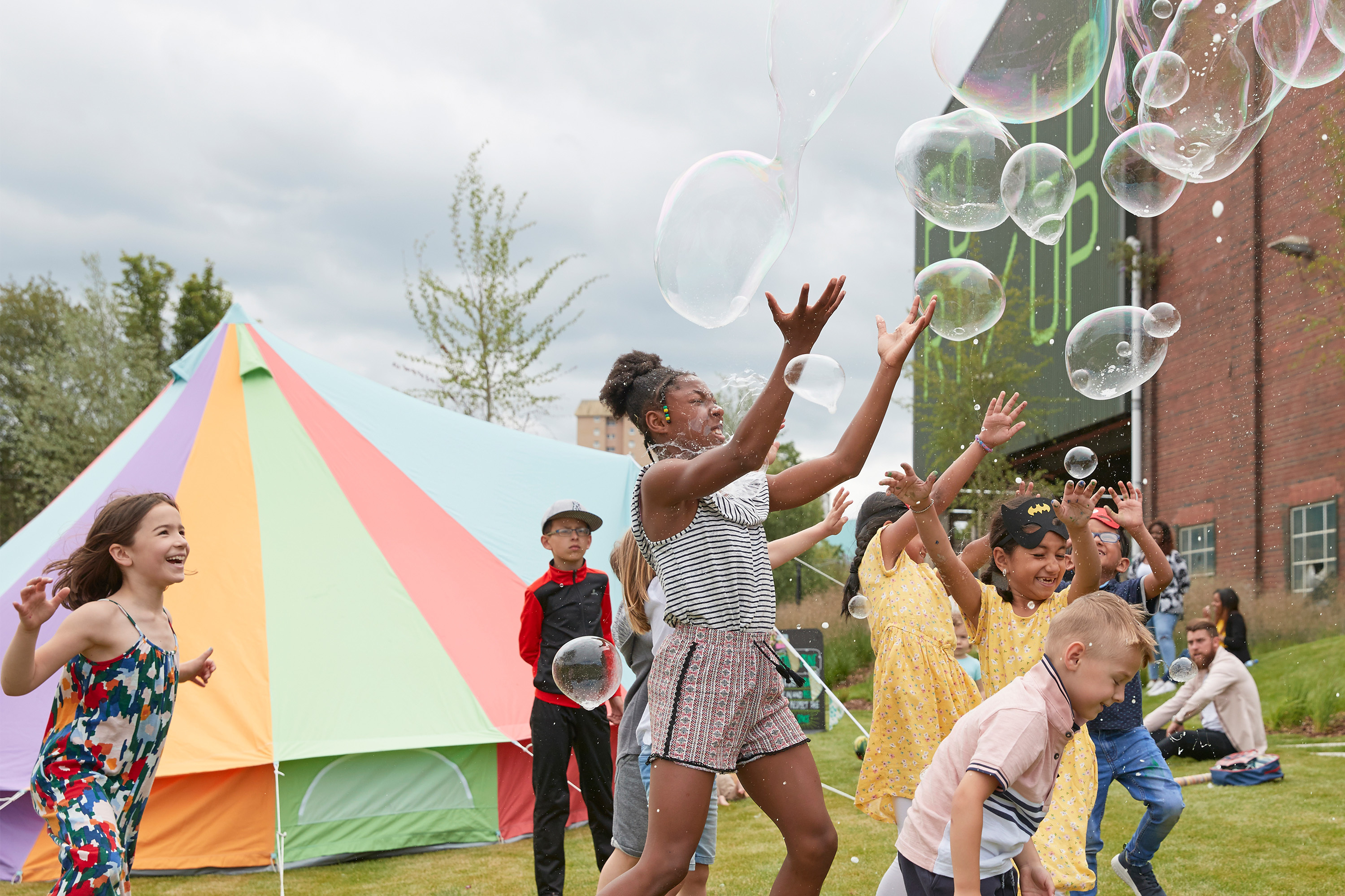 View of Port Loop's play-out-till-tea community event